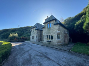 Cosy 4-Bed Cottage - Scenic Retreat Aga & WiFi